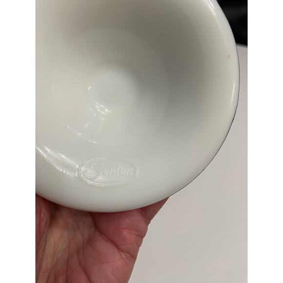 FENTON-Silver Crest white milk glass medium size compote ruffled crimped edge - Picture 9 of 15